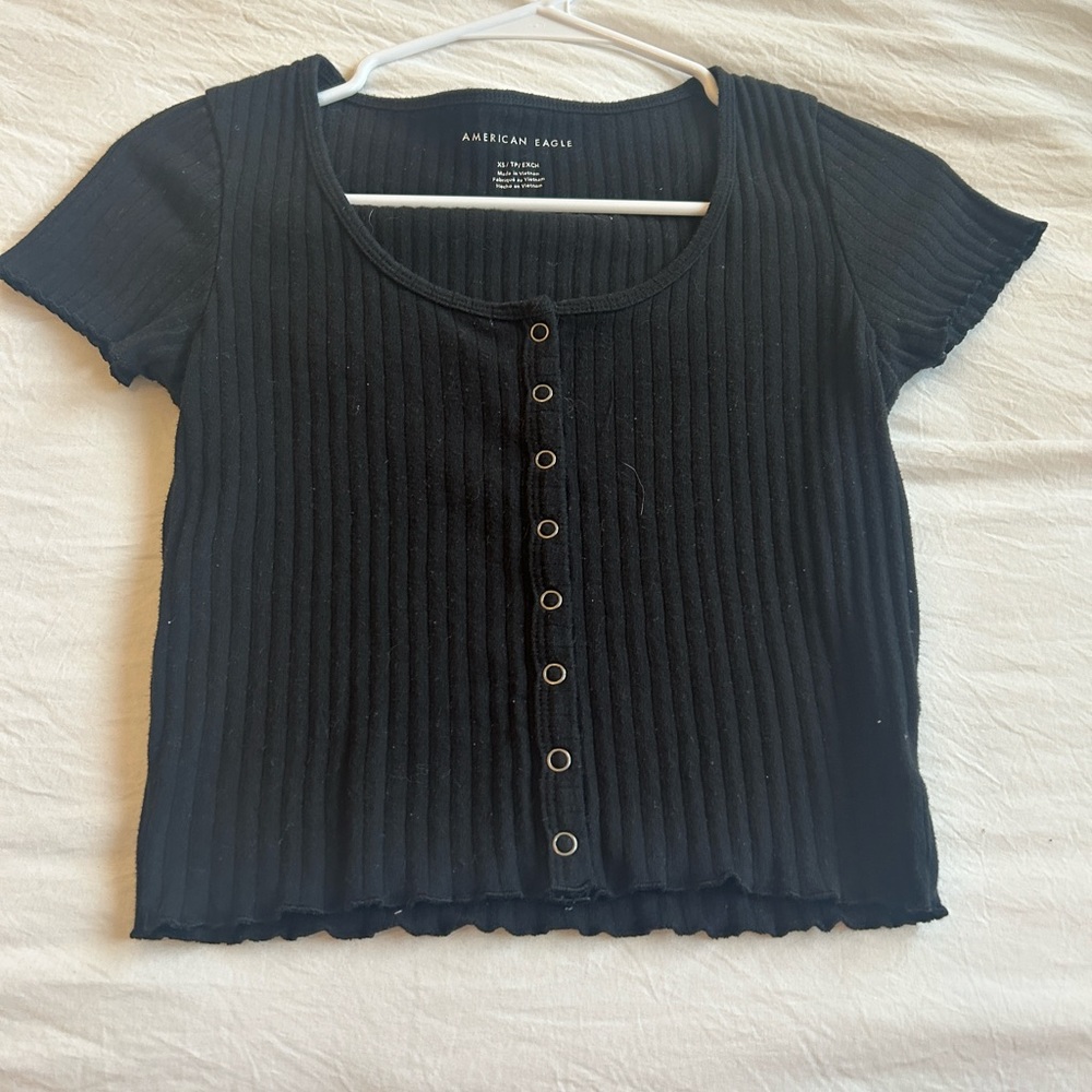 American Eagle lettuce trim top